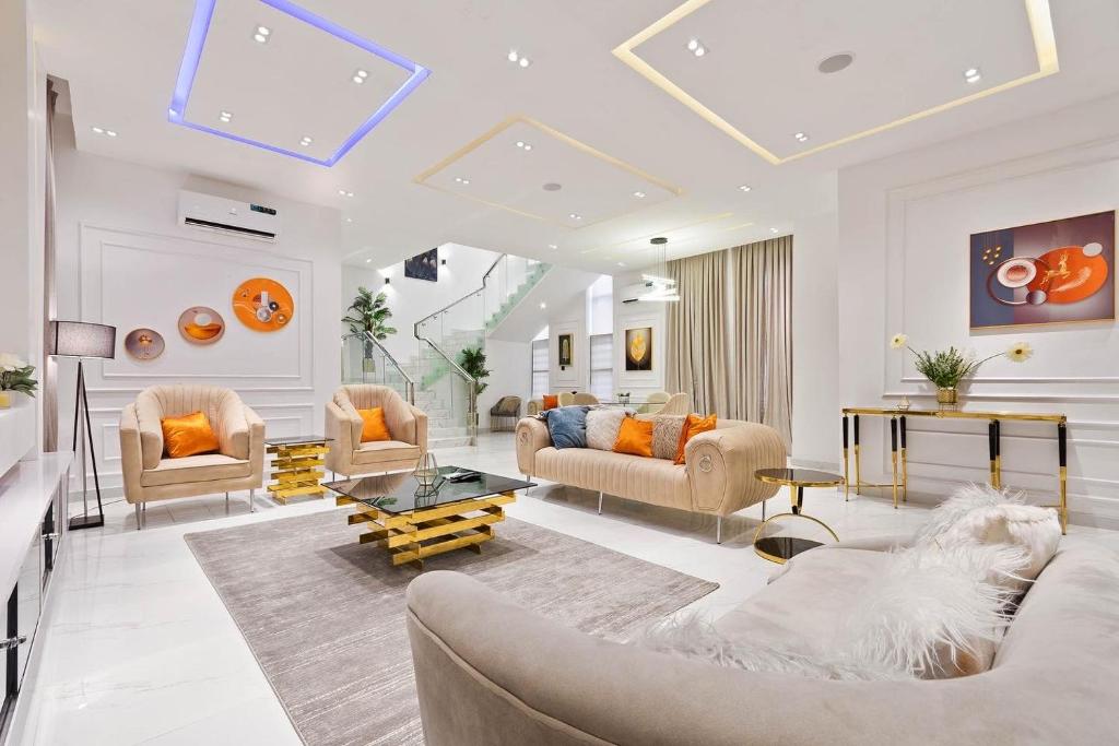 Short Let And Apartments For Rent In Nigeria. 3 Short Let And Apartments For Rent In Nigeria At Crest Bookings